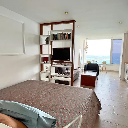 Don Paco Ocean View Apartment